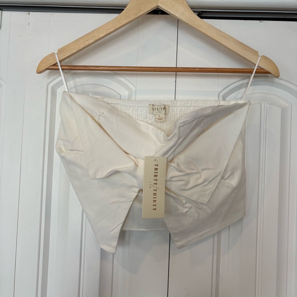 Thirty Thirty White Bow Crop Strapless Tank Size Large‎